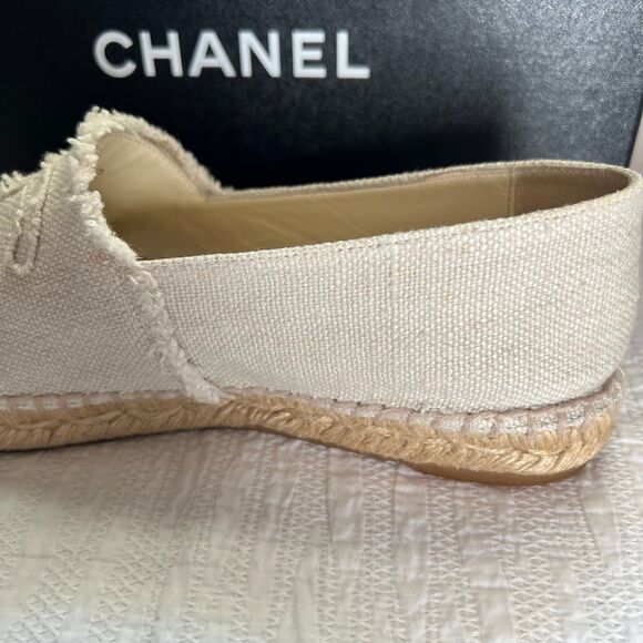 CHANEL Espadrilles Linen Black & Cream/Beige With Box And Dust Bags - Picture 8 of 12